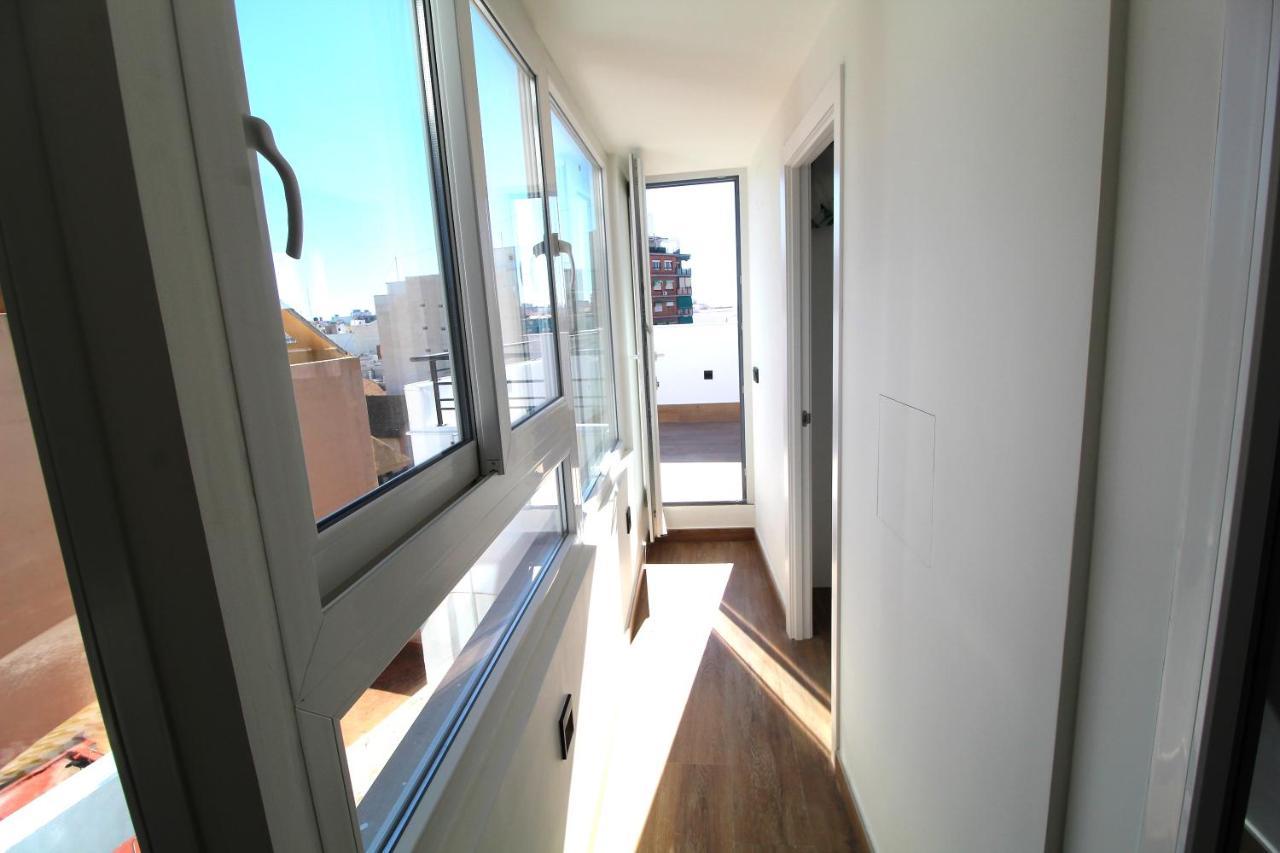 Atico Loft De Lujo Con Terraza Espectacular Y Vista A Los 2 Castillos Apartment Alicante Exterior foto